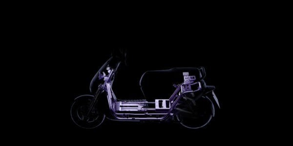 Segway E300SE moto electrica ciclomotor bateria NQi ‎UQi  ‎MQi  ‎MQi+ pusa puma niu ecomobility green world nuuk silence