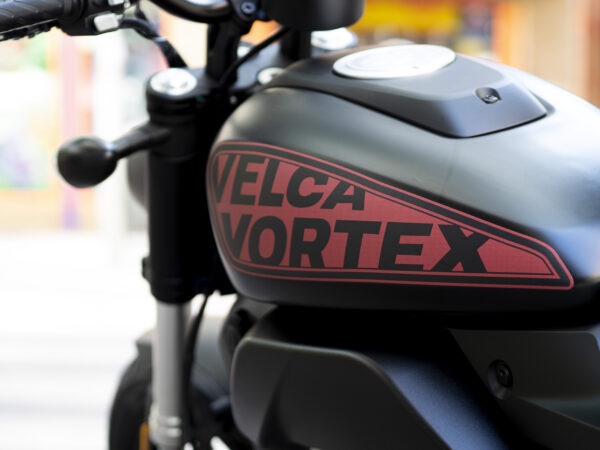 Velca Vortex moto electrica ciclomotor bateria NQi ‎UQi  ‎MQi  ‎MQi+ pusa puma niu ecomobility green world nuuk silence